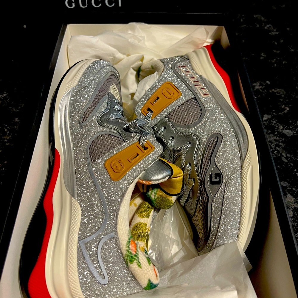 Gucci Silver and Red Women's Sneakers